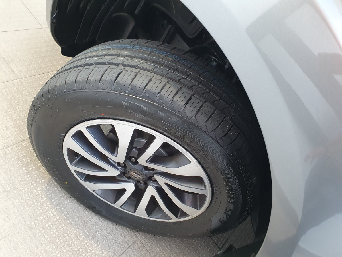 NISSAN NAVARA 2.3 DCI 4WD CD TEKNA