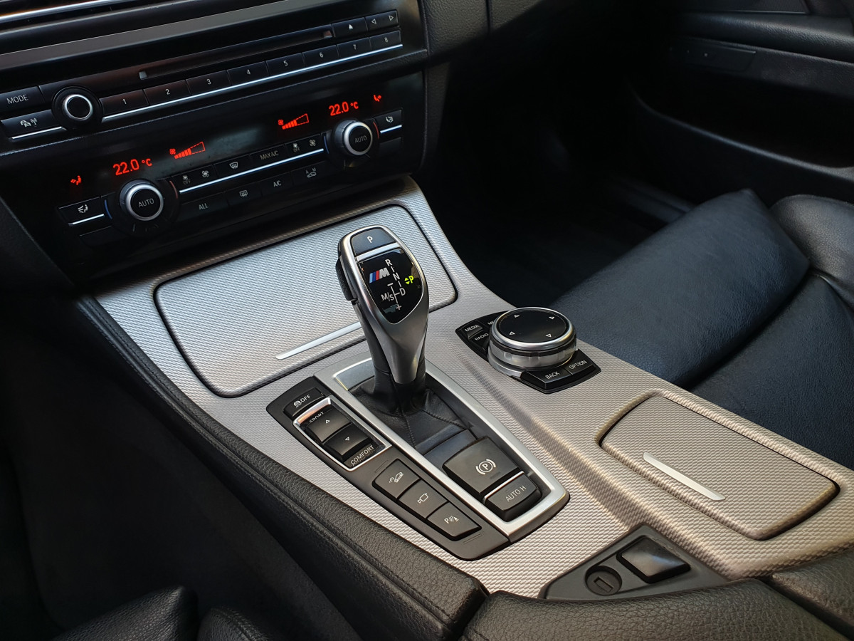 BMW M 550 D XDRIVE AUTO