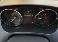 JAGUAR E-PACE 2.0 I4D R-DYNAMIC S