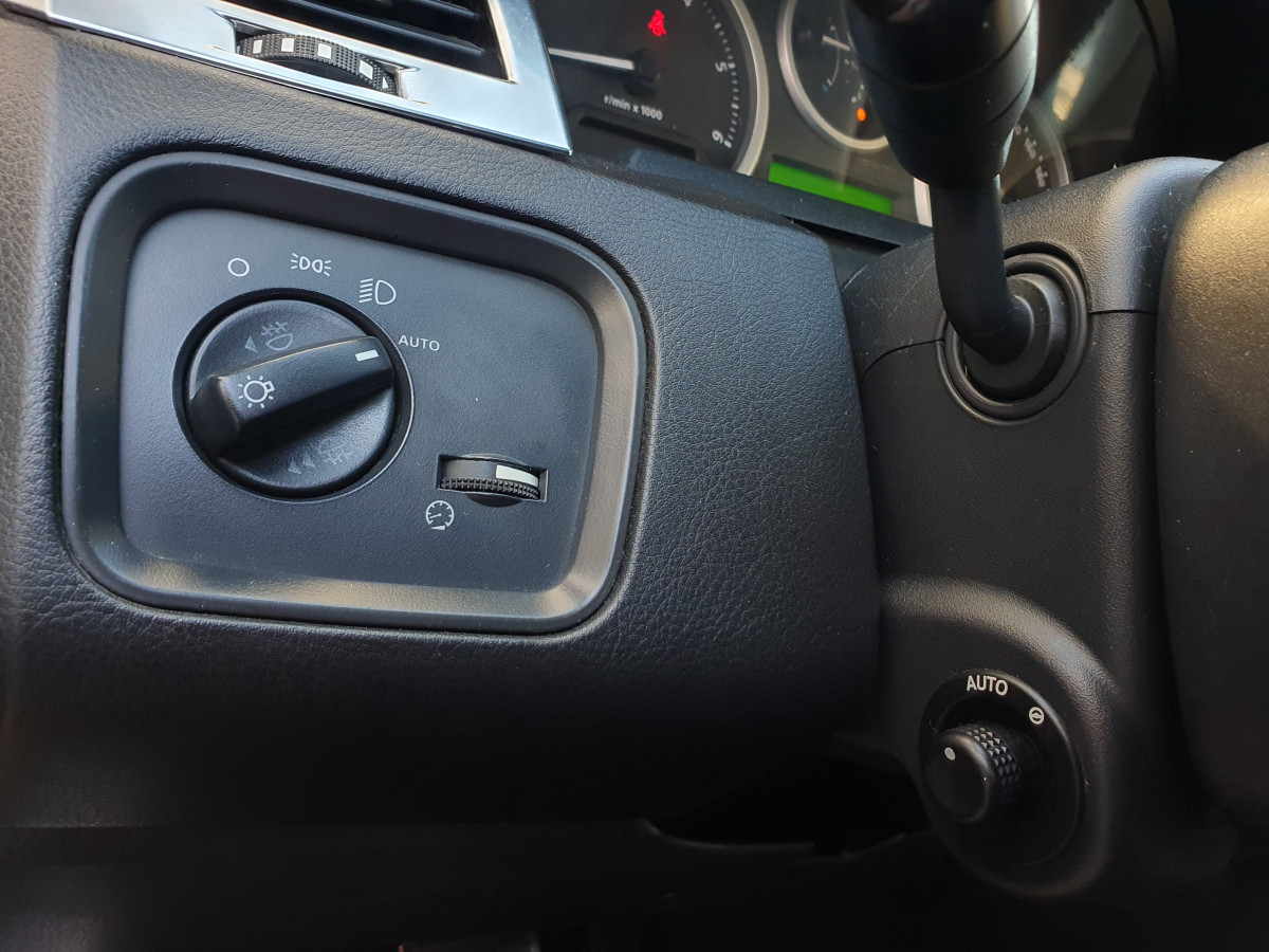LAND ROVER RANGE ROVER SPORT 2.7 TDV6 HSE