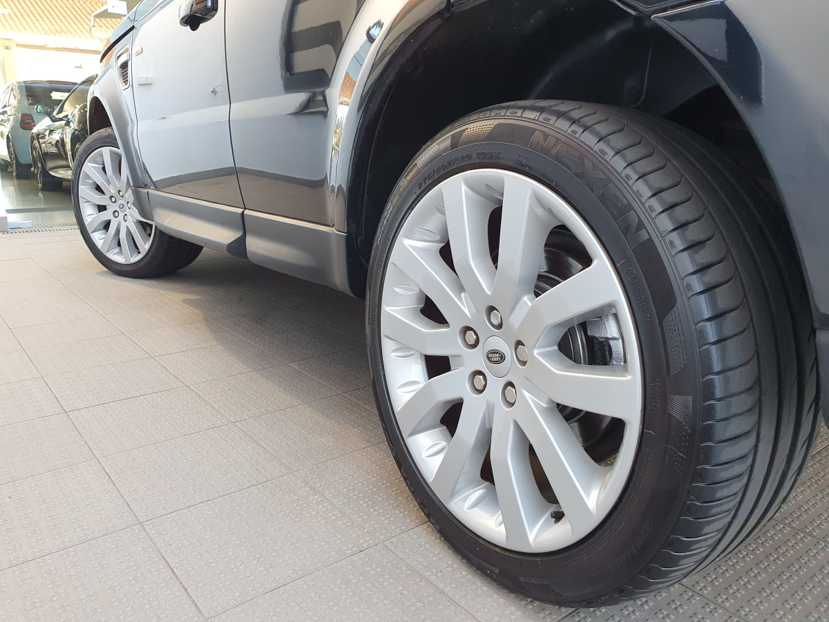 LAND ROVER RANGE ROVER SPORT 2.7 TDV6 HSE