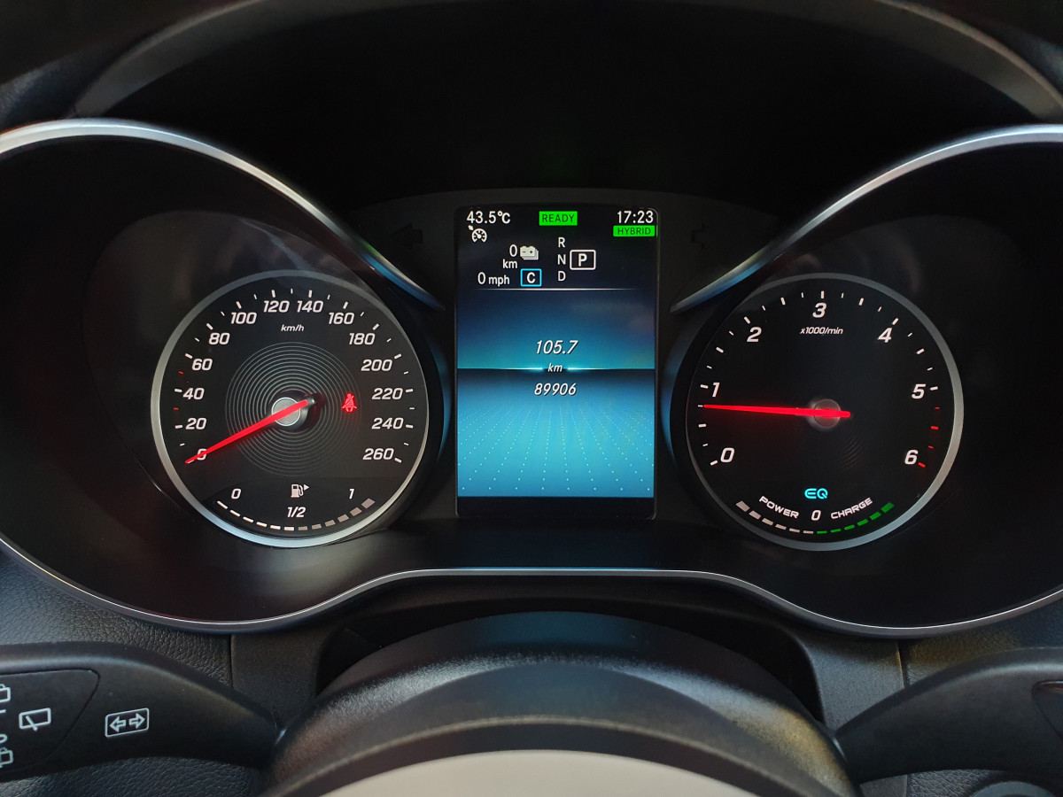 MERCEDES C 300 DE STATION AMG LINE AUTO
