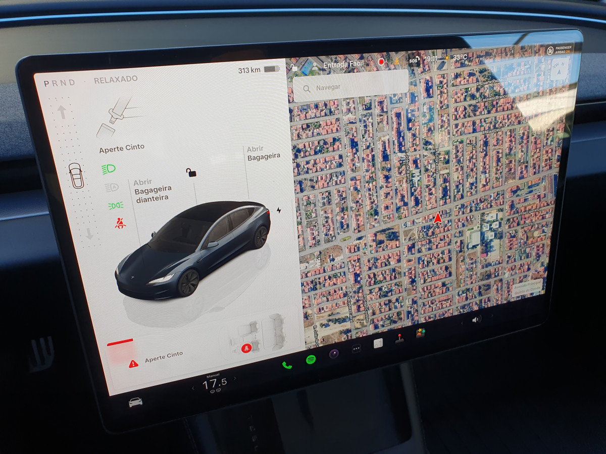 TESLA MODEL 3 STANDARD RANGE PLUS RWD