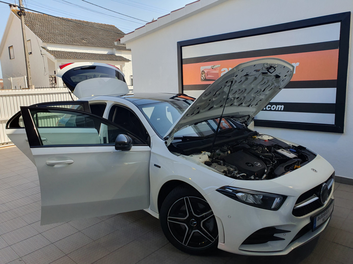MERCEDES A 250 E AMG LINE