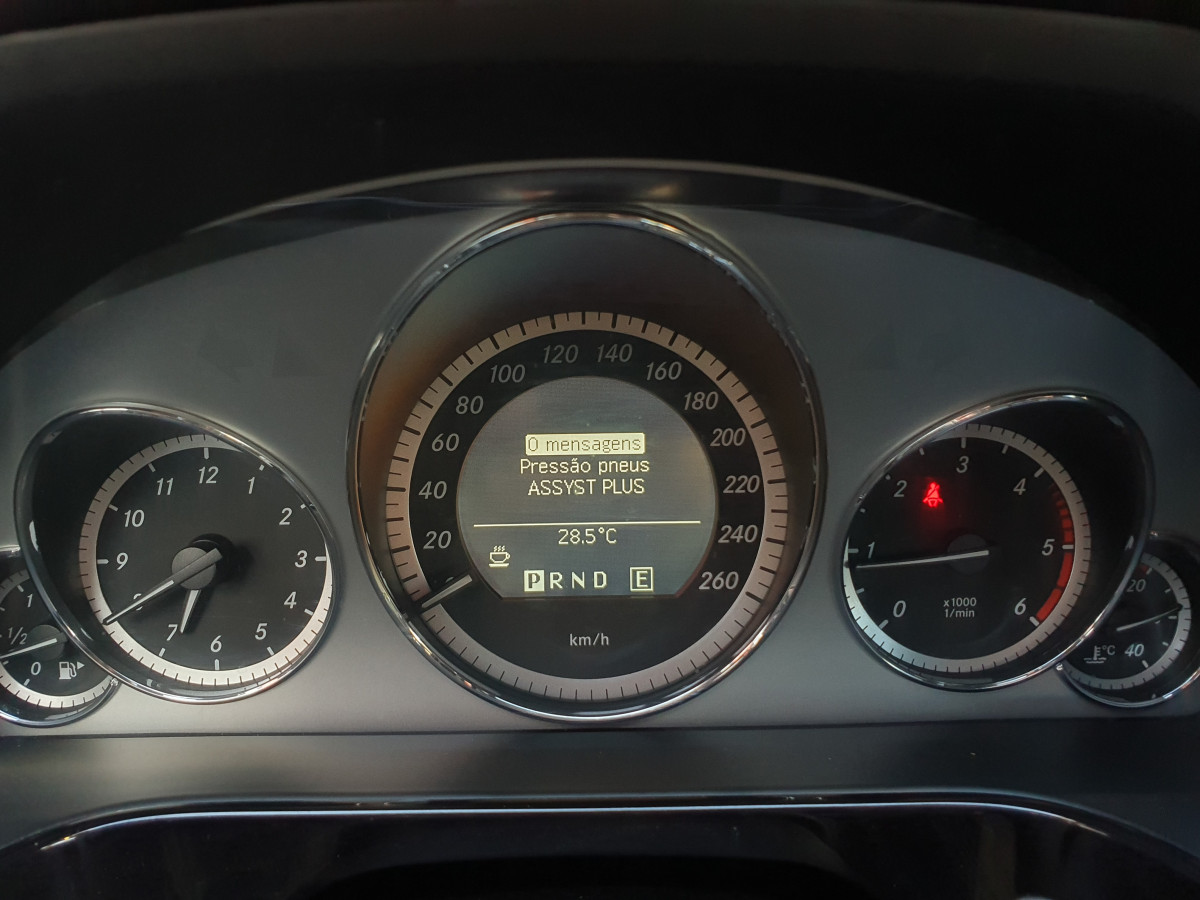 MERCEDES E 250 CDI AVANTGARDE AMG LINE