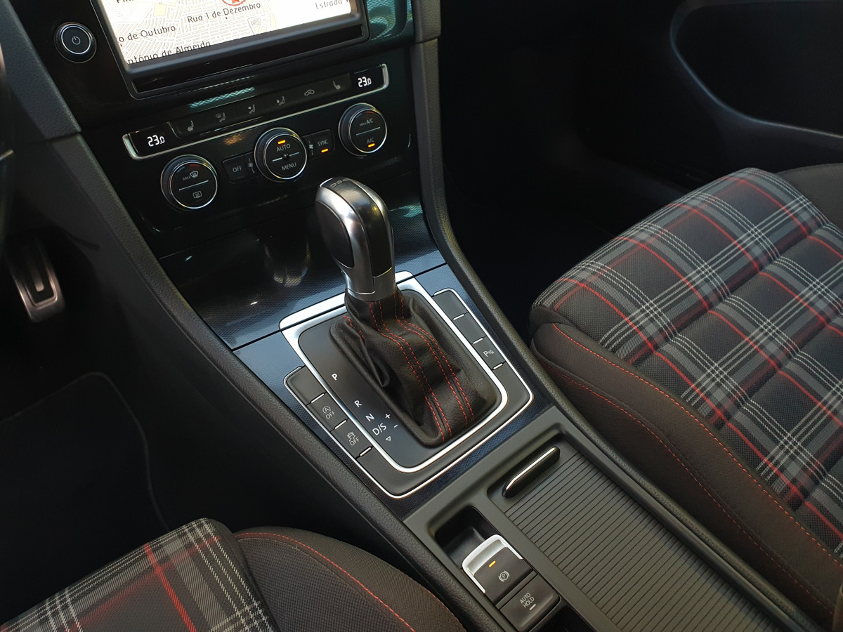 VW GOLF 2.0 TSI GTI DSG