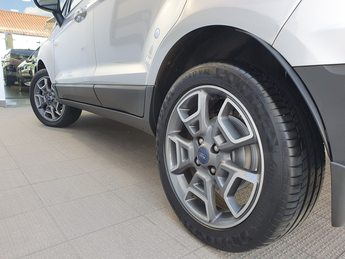 FORD ECOSPORT 1.0 ECOBOOST TITANIUM