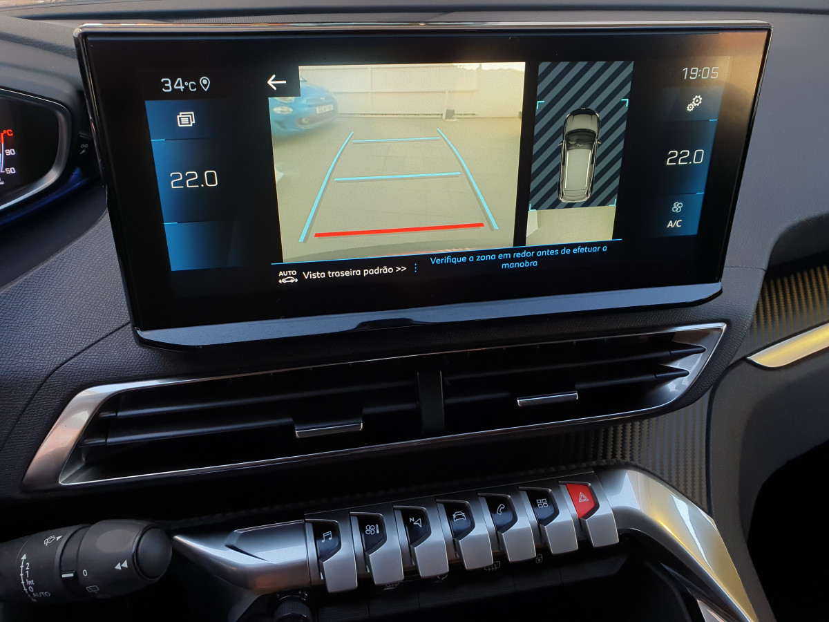 PEUGEOT 3008 1.2 PURETECH