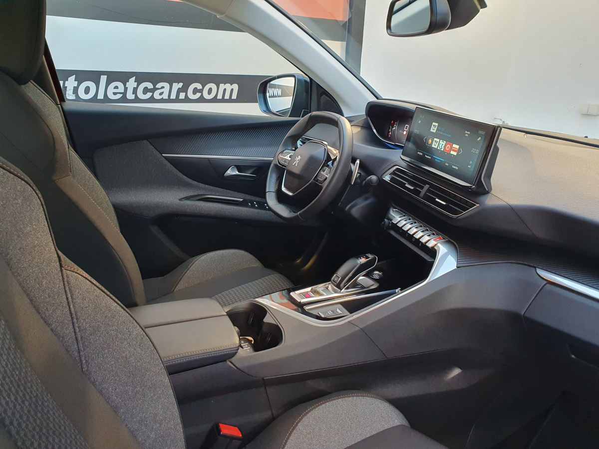 PEUGEOT 3008 1.2 PURETECH