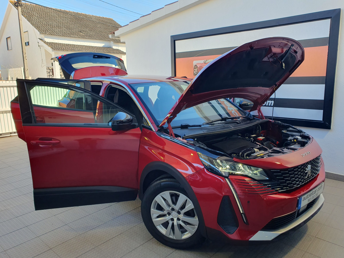 PEUGEOT 3008 1.2 PURETECH