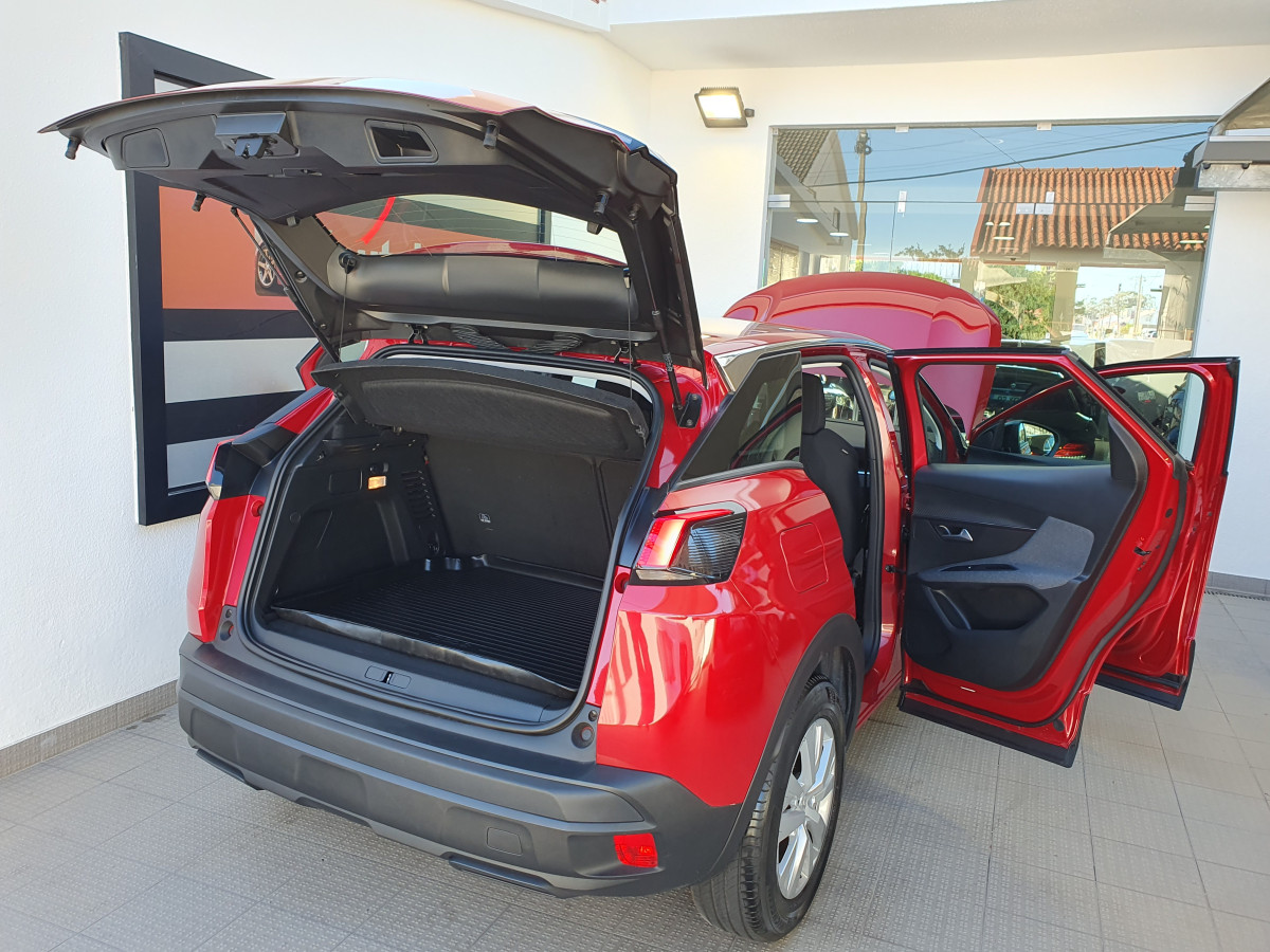 PEUGEOT 3008 1.2 PURETECH