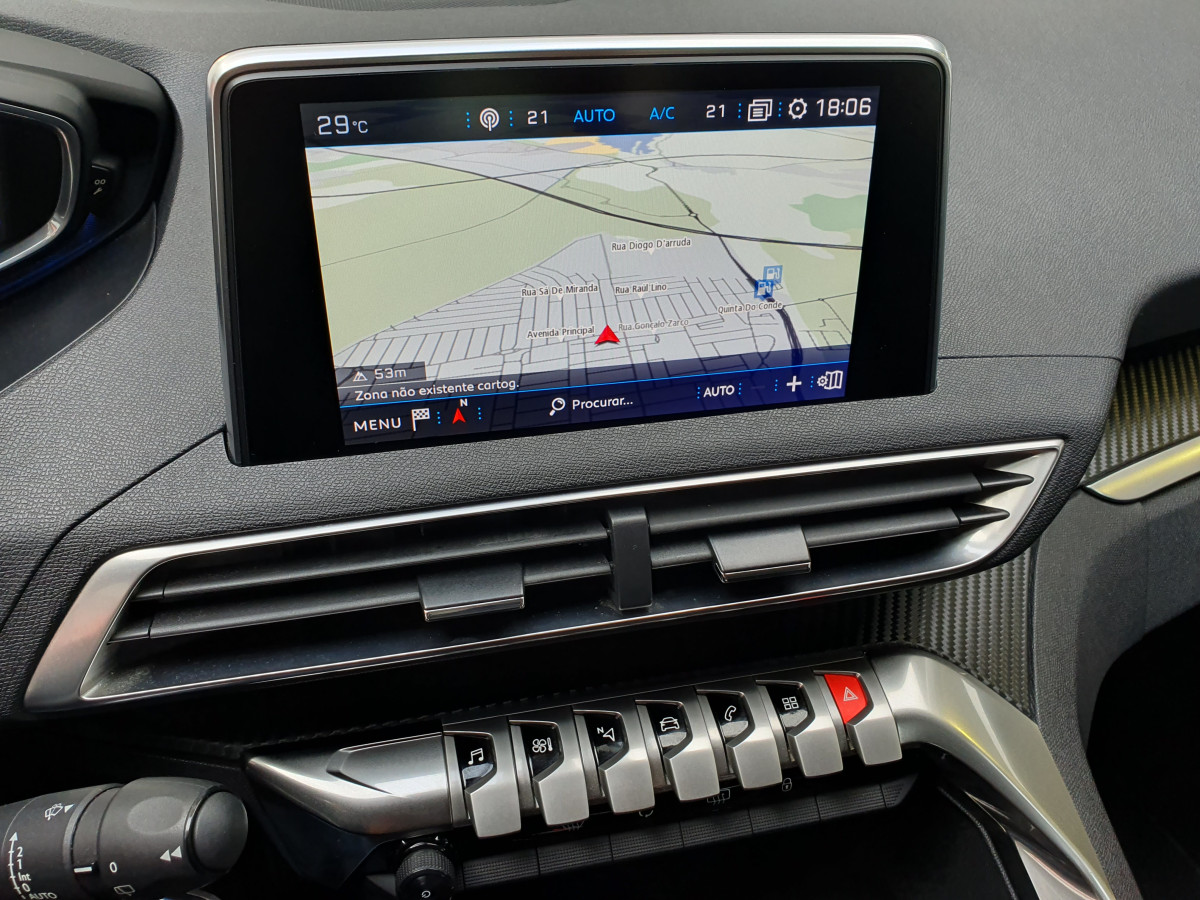 PEUGEOT 3008 1.6 BLUEHDi