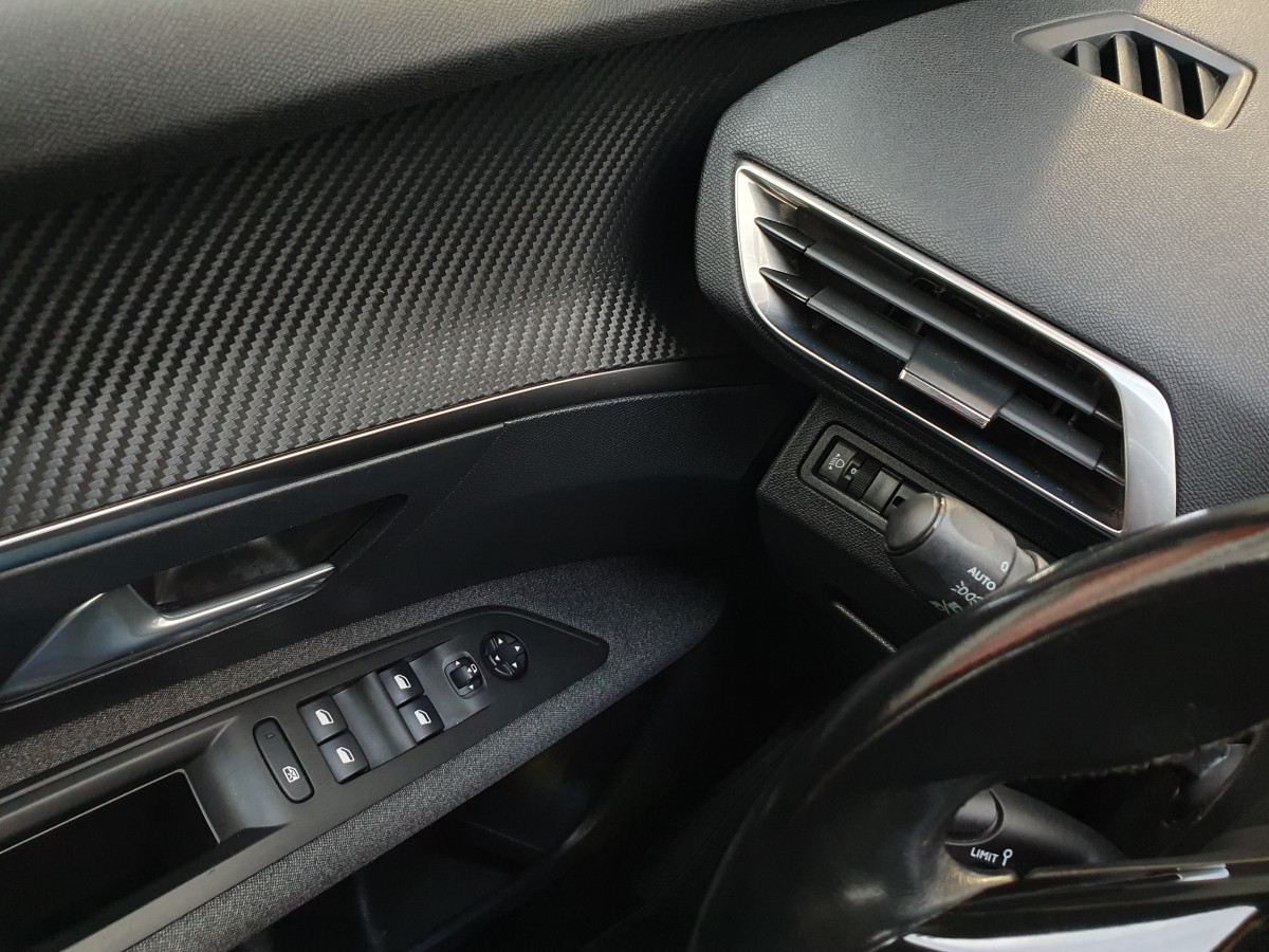 PEUGEOT 3008 1.6 BLUEHDi