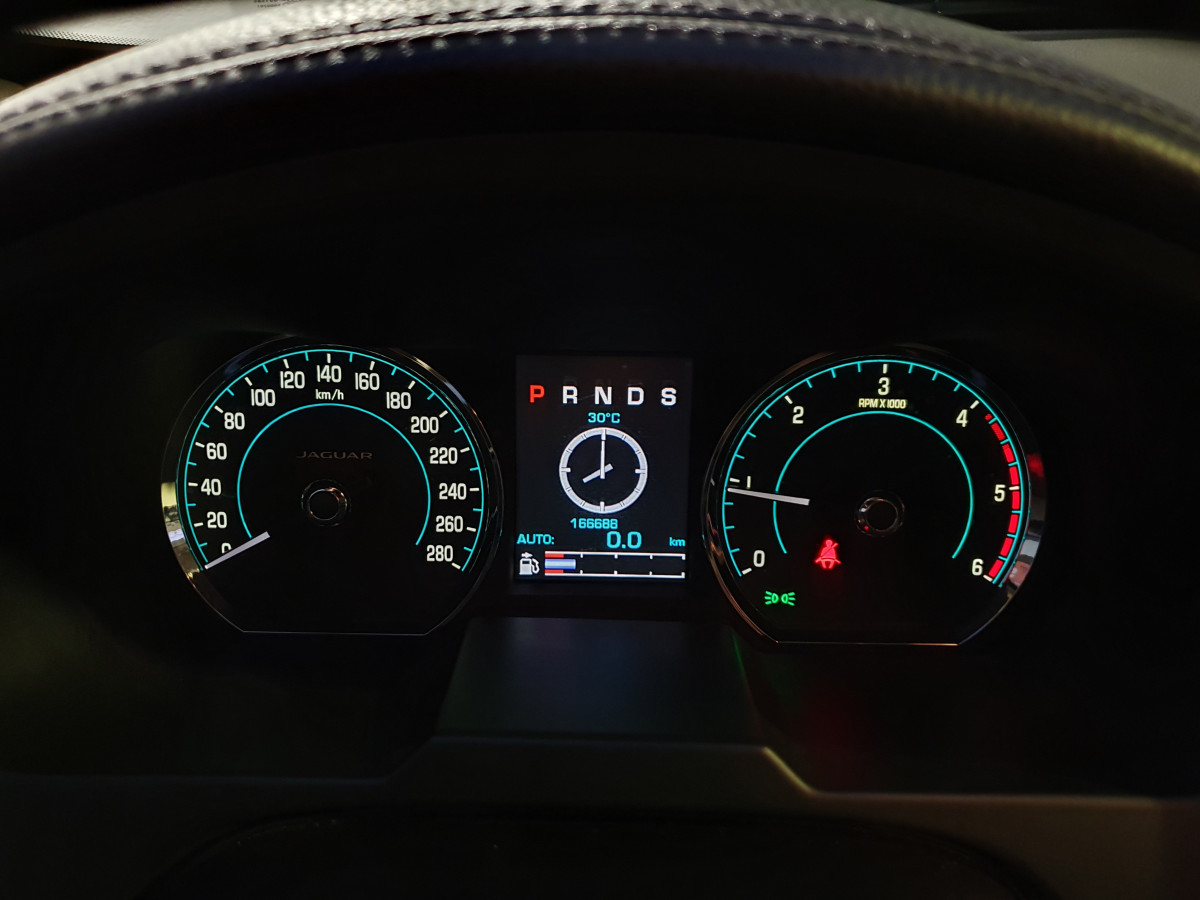 JAGUAR XF SPORTBRAKE 2.2 D PREMIUM LUXURY AUTO