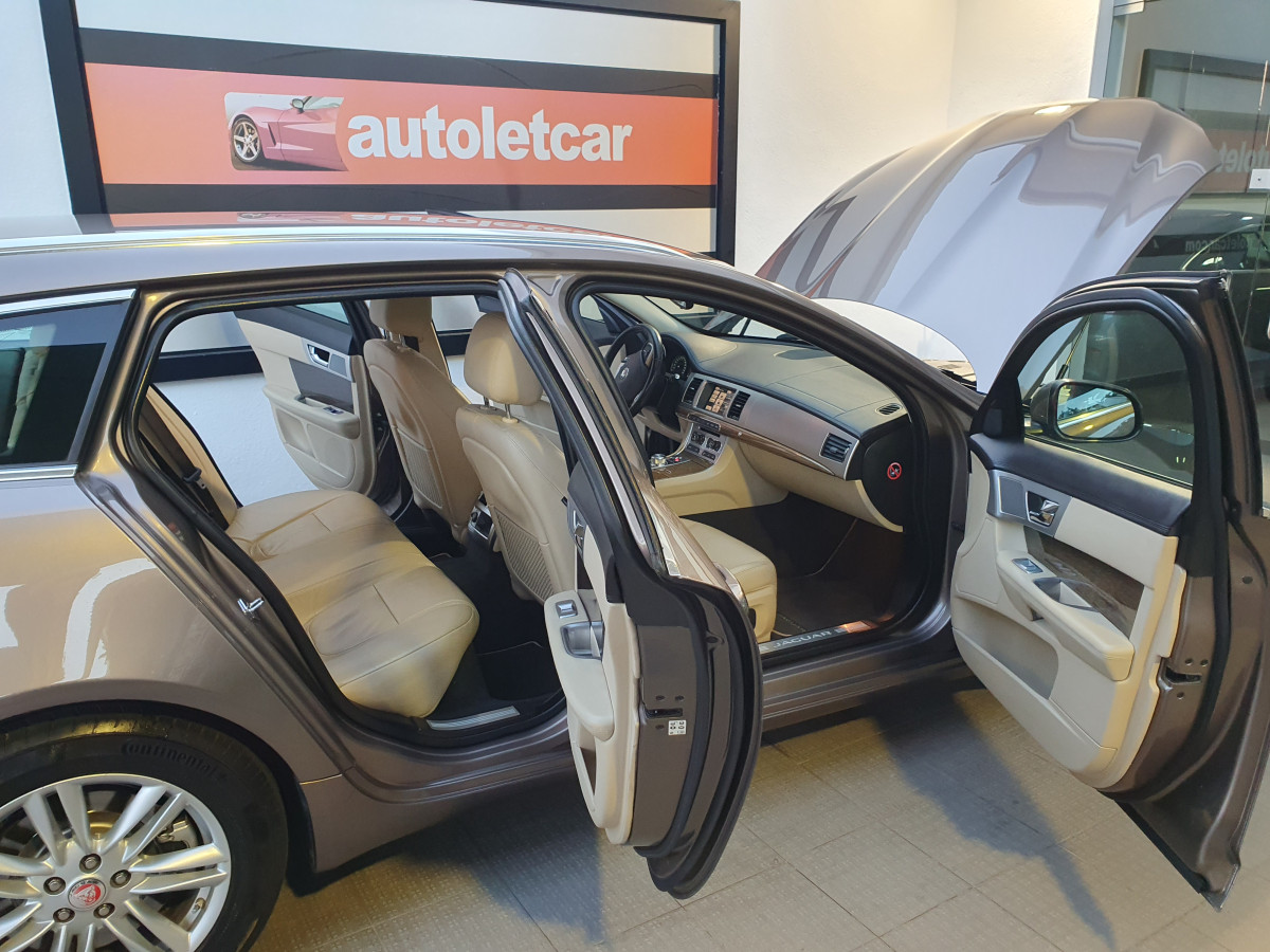 JAGUAR XF SPORTBRAKE 2.2 D PREMIUM LUXURY AUTO
