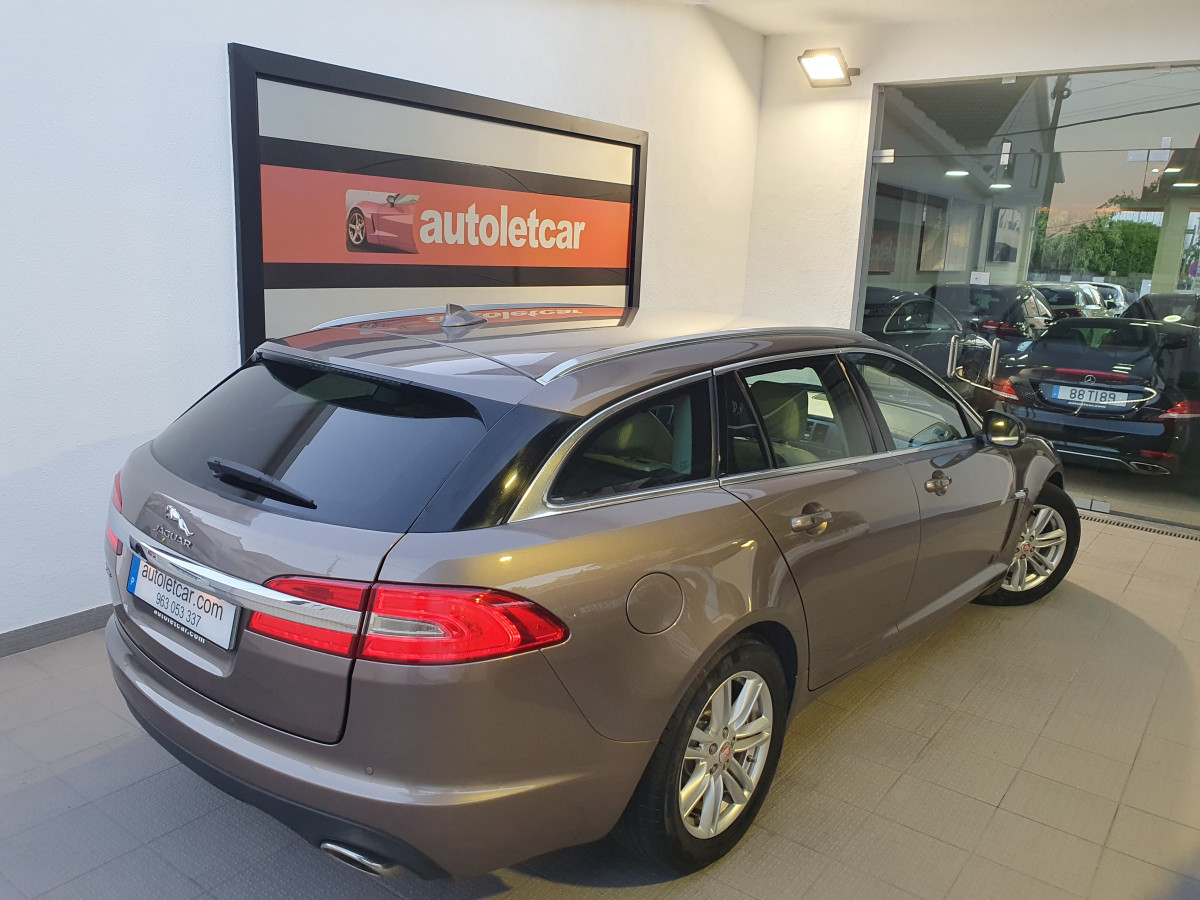 JAGUAR XF SPORTBRAKE 2.2 D PREMIUM LUXURY AUTO