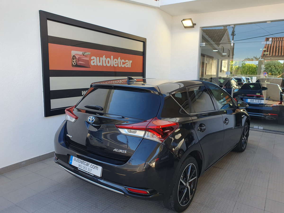 TOYOTA AURIS 1.8 HSD COMFORT HYBRID