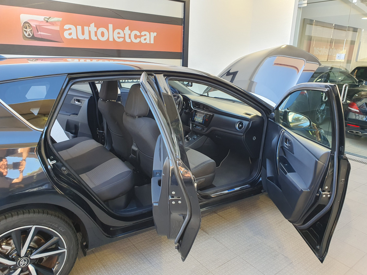 TOYOTA AURIS 1.8 HSD COMFORT HYBRID