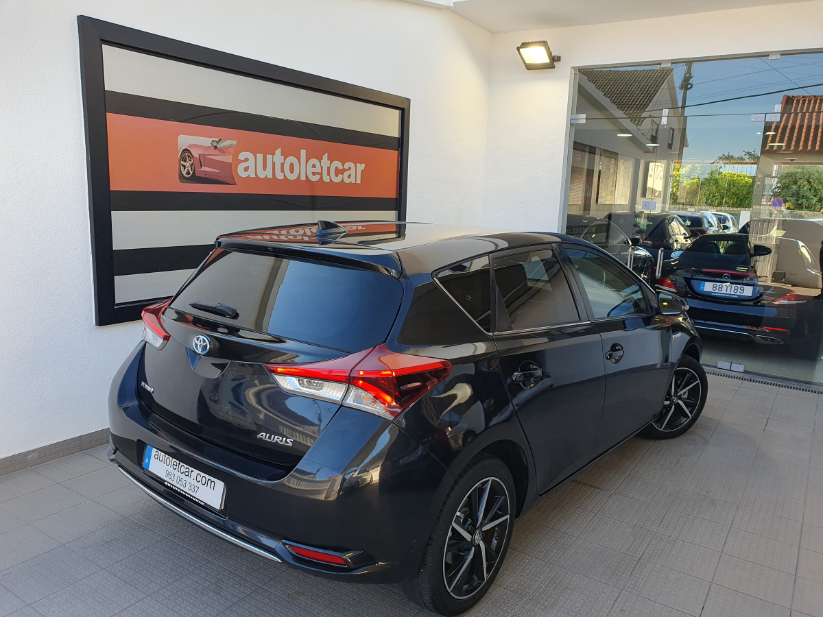 TOYOTA AURIS 1.8 HSD COMFORT HYBRID