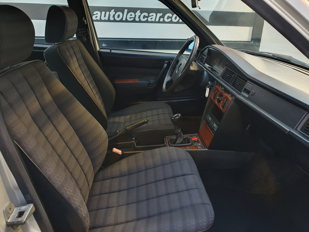 MERCEDES 190 D 2.5 TURBO