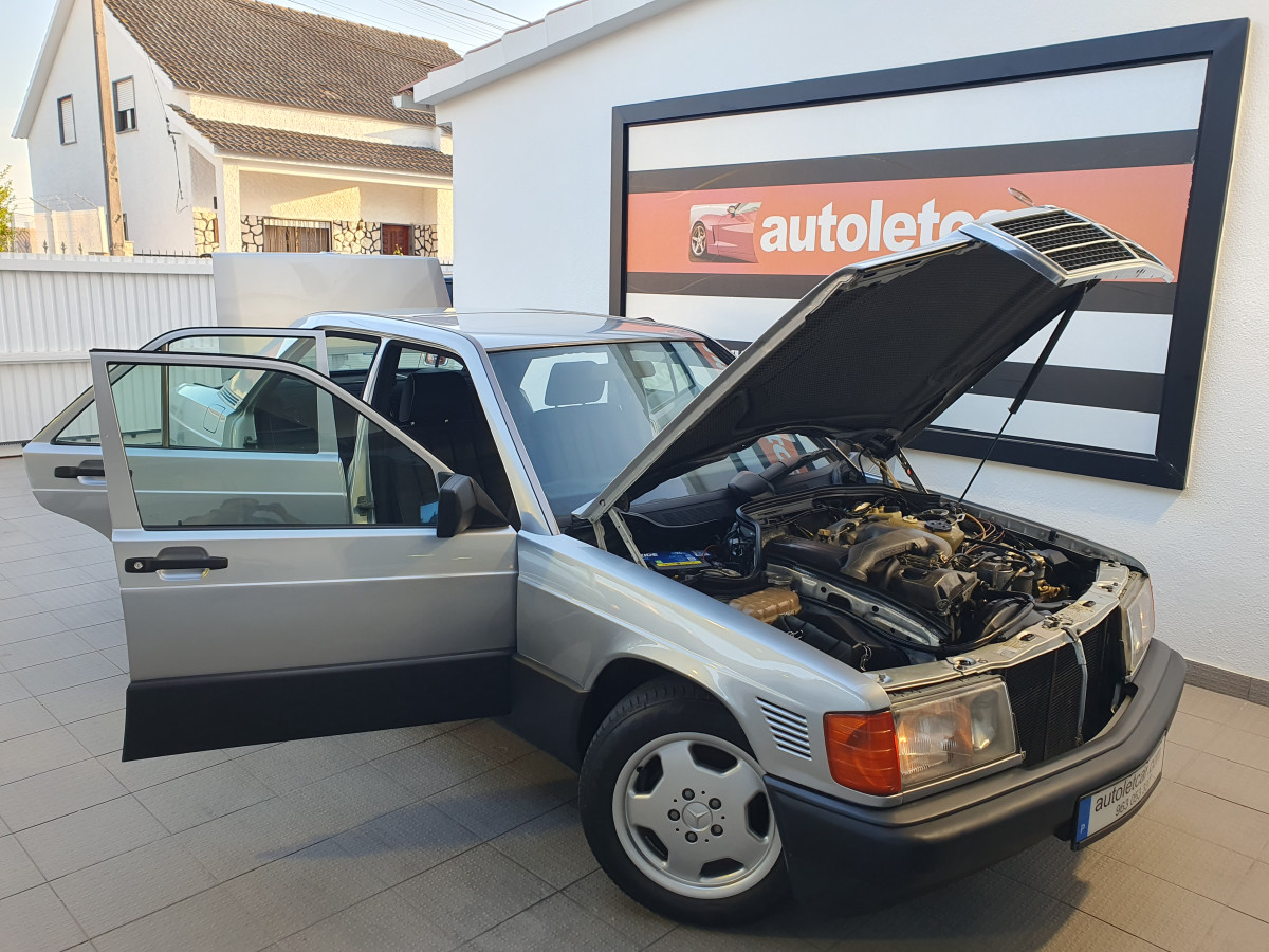 MERCEDES 190 D 2.5 TURBO