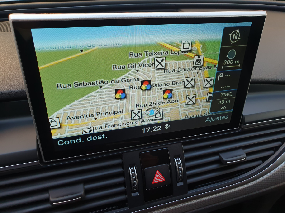 AUDI A6 AVANT 2.0 TDI S TRONIC
