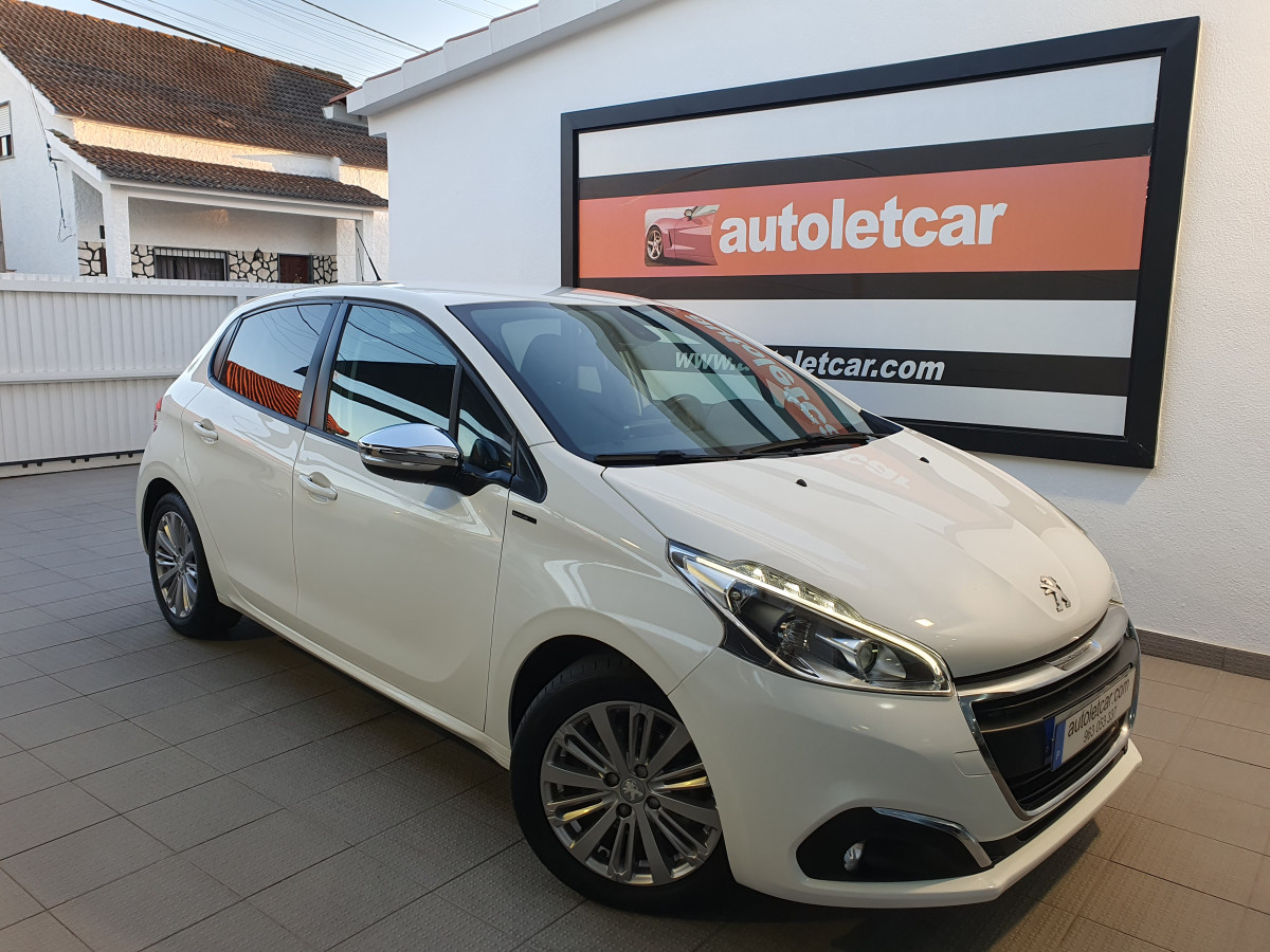 PEUGEOT 208 1.5 BLUEHDI SIGNATURE